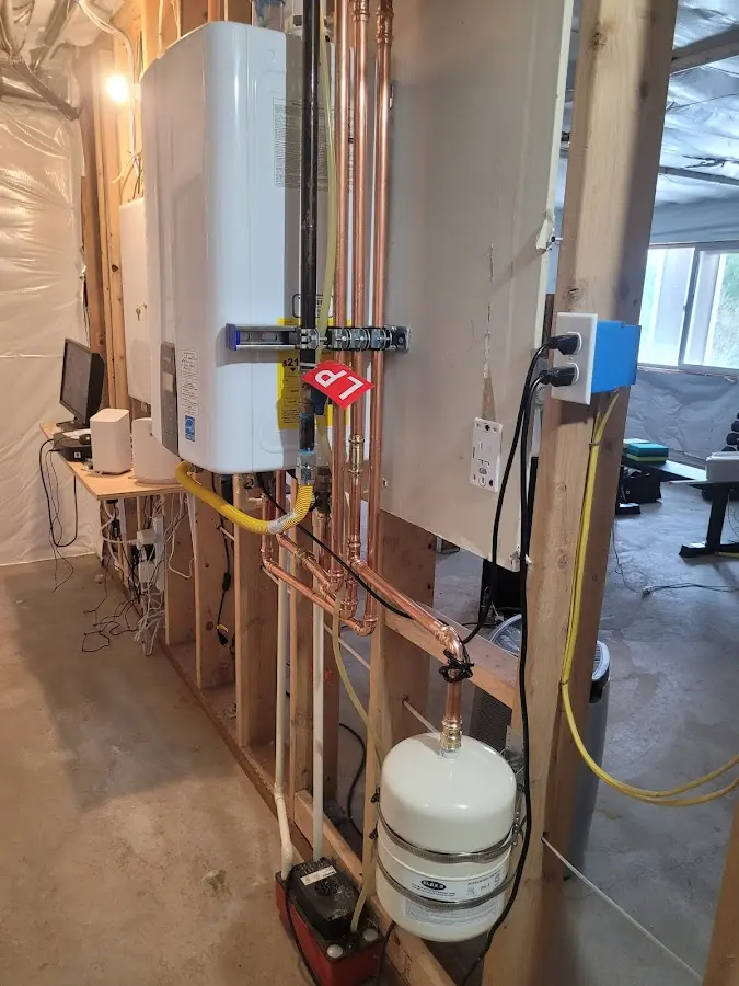Licensed plumber repairing a kitchen sink in Robstown